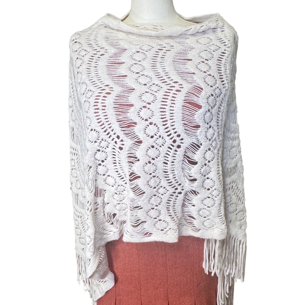 Macchia di Ruggine Cream Pointelle Open Knit Fringe Poncho Shawl One Size Boho